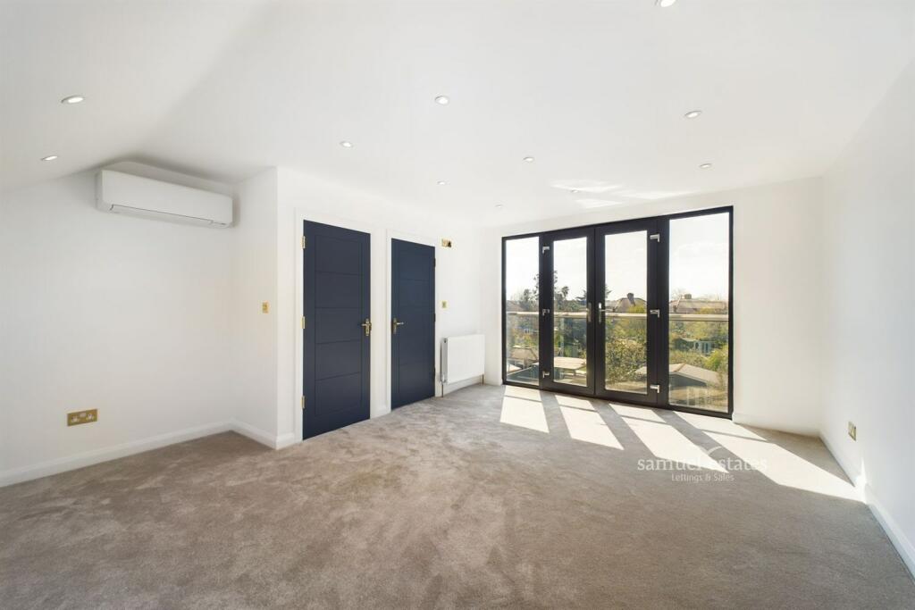 Principle Bedroom