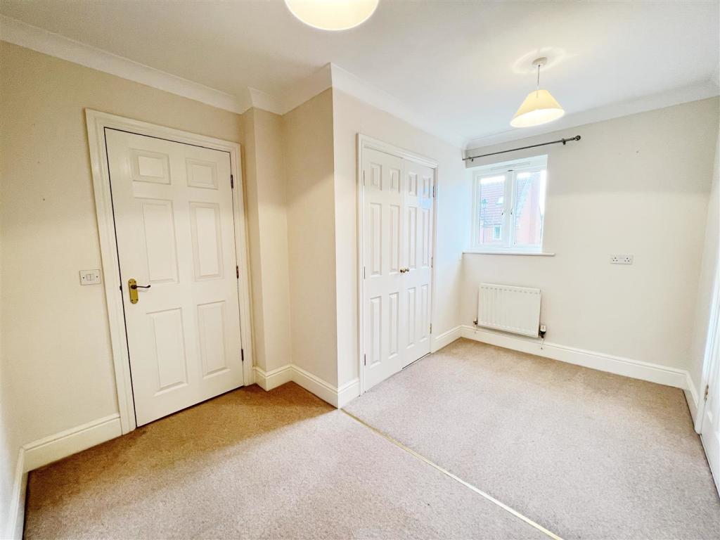 Dressing Area pic 1.jpg