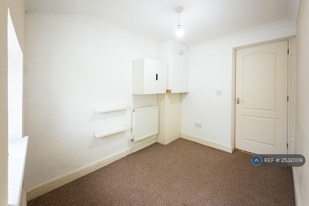 Office/Nursery/Small Bedroom