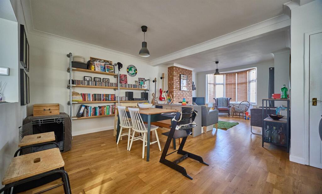 Front Living/Dining Room