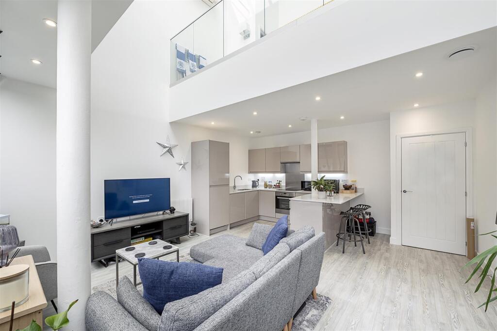 14-Hansell-Gardens-01 (5) edit.jpg