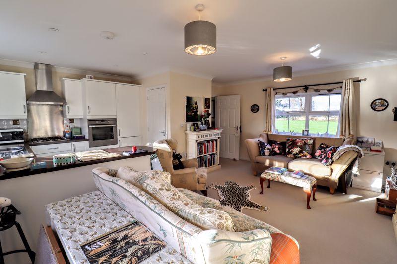 Open plan lounge/kitchen