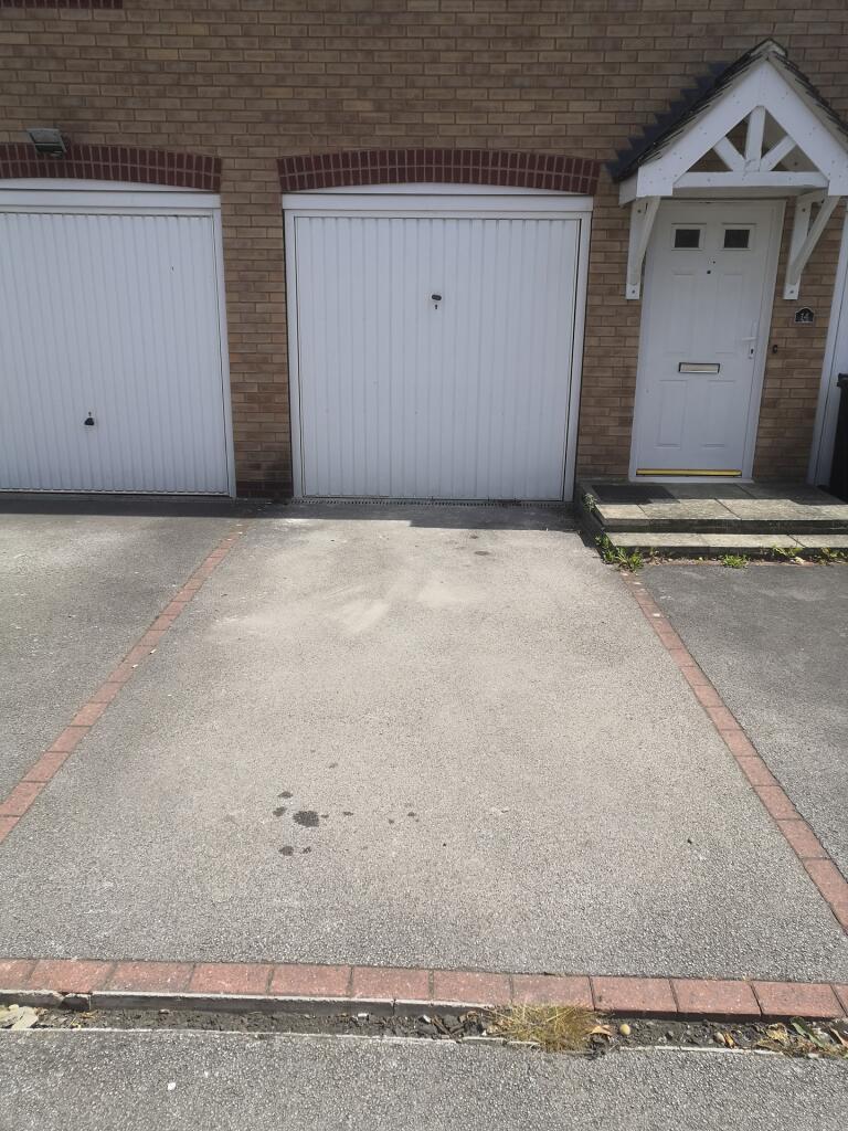 Garage &amp; Parking