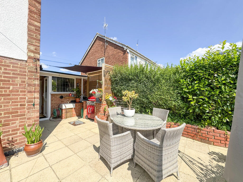 garden patio and ...