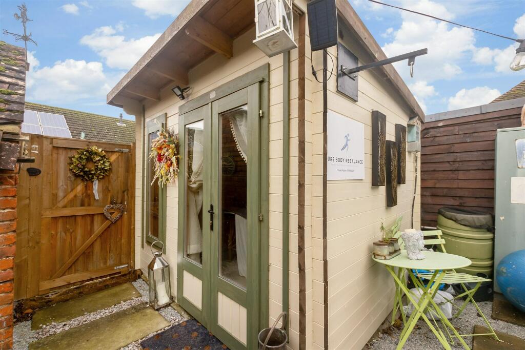 Workshop/Outbuildings