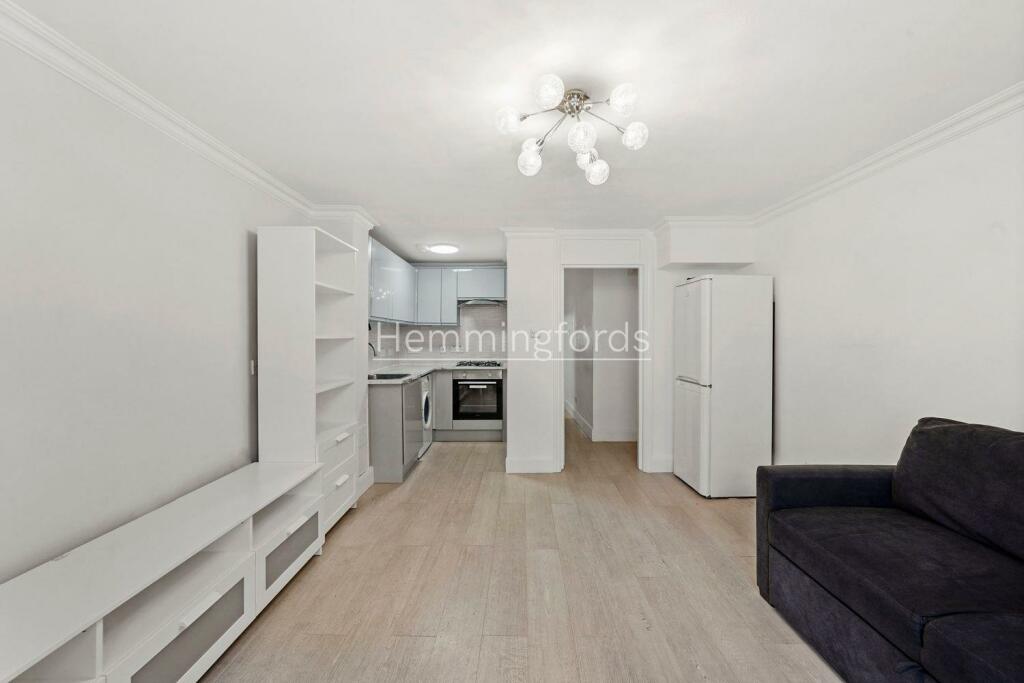 Flat C, 122 Blackstock Road - 9b7gvaKgT3xOFIR9DF9h
