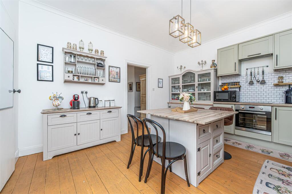 untitled (7 of 1).JPG