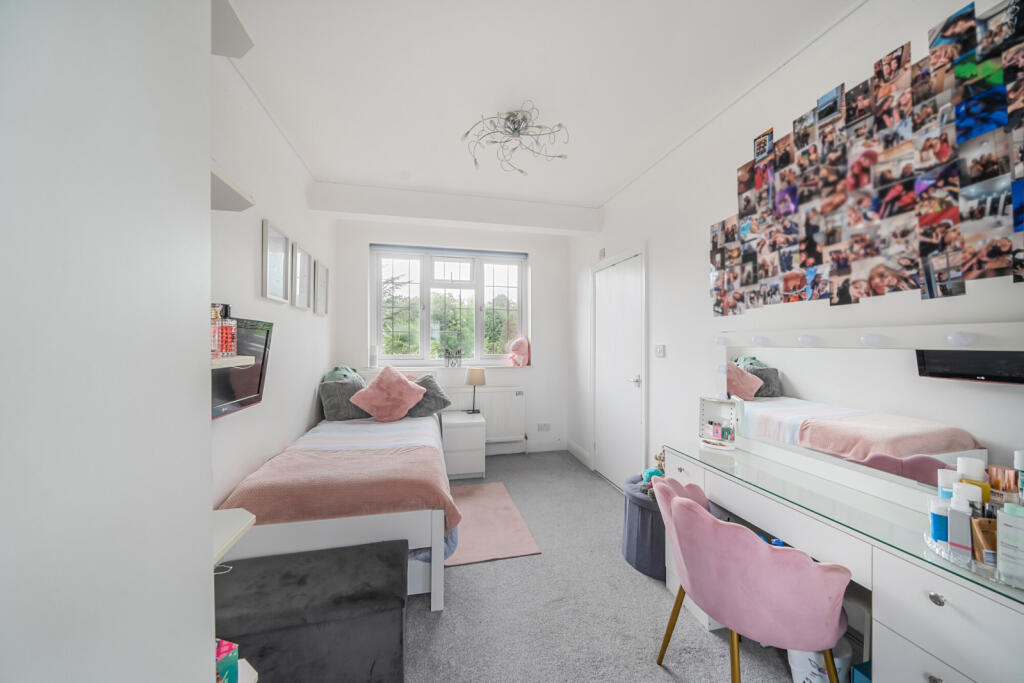 1348986-18-68c19d...