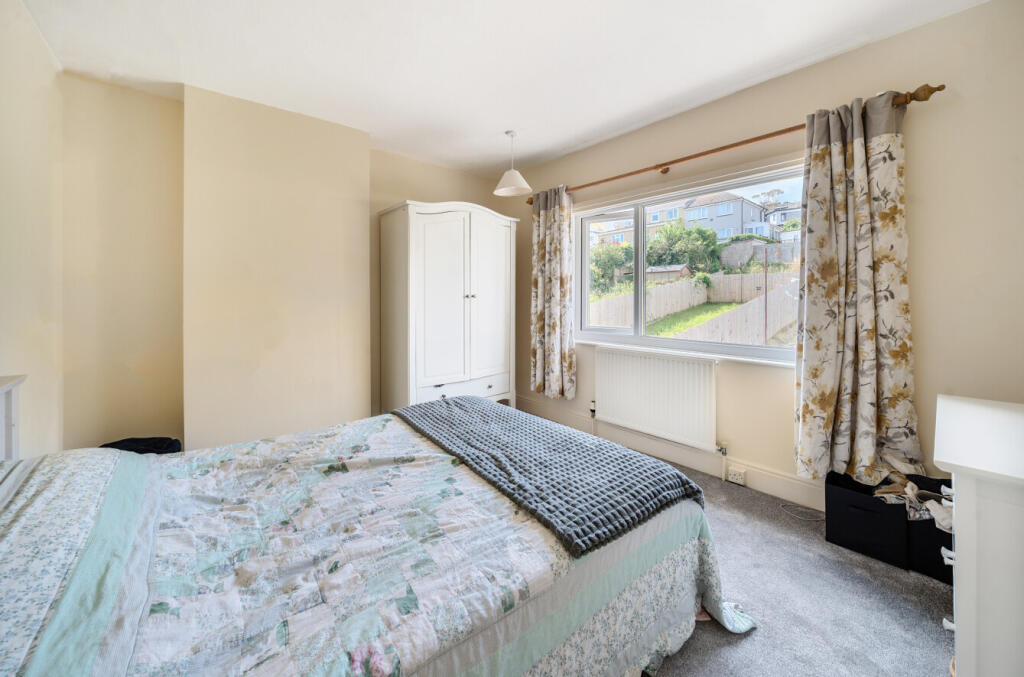 1320747-8-686e43a...