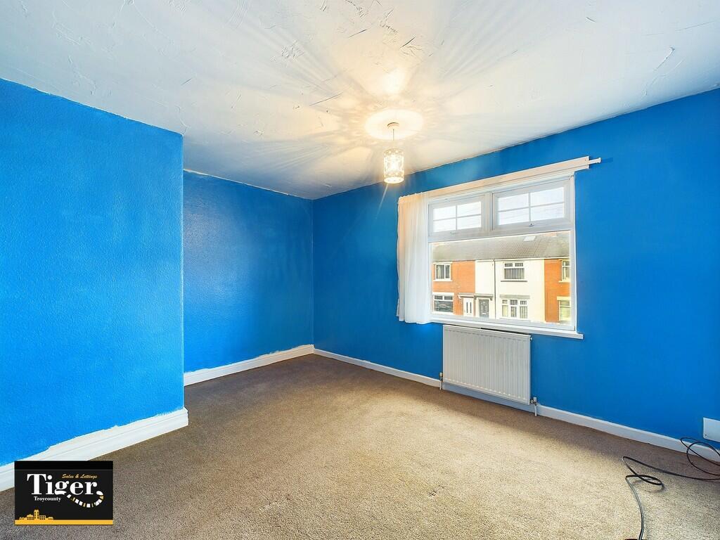 CAM02176G0-PR0368...