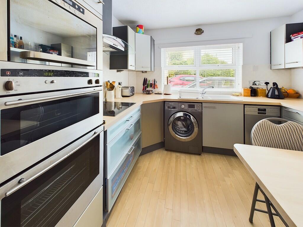 Kitchen c