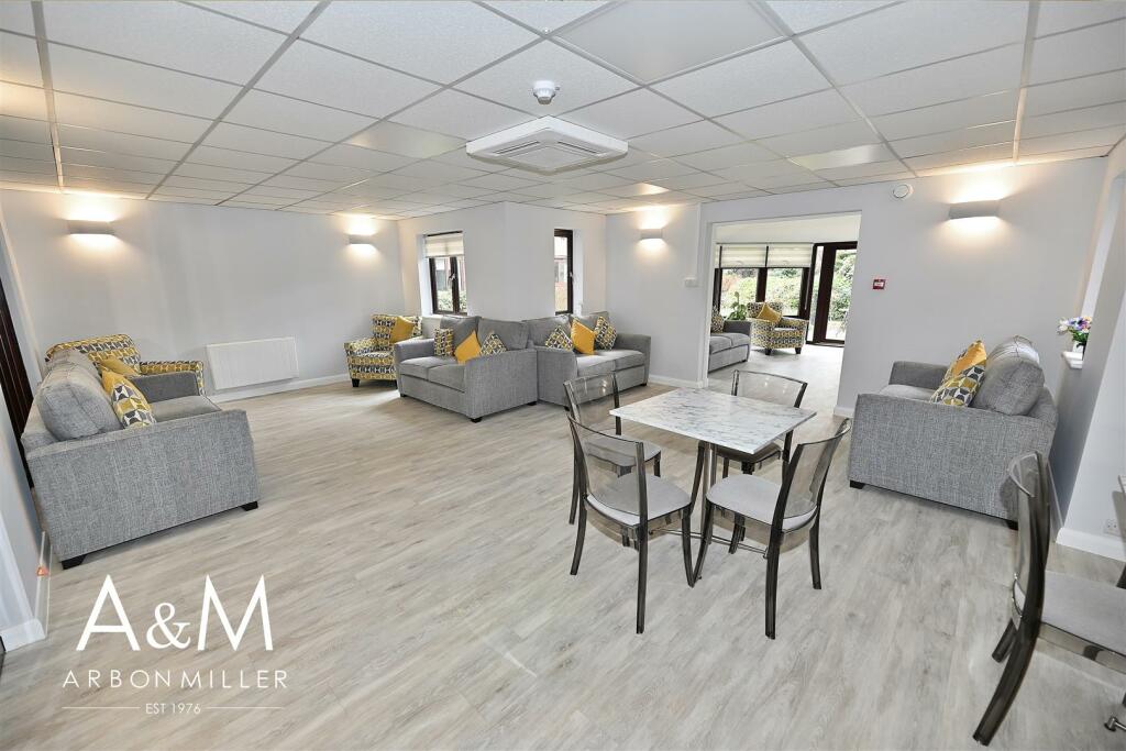 Communal Lounge