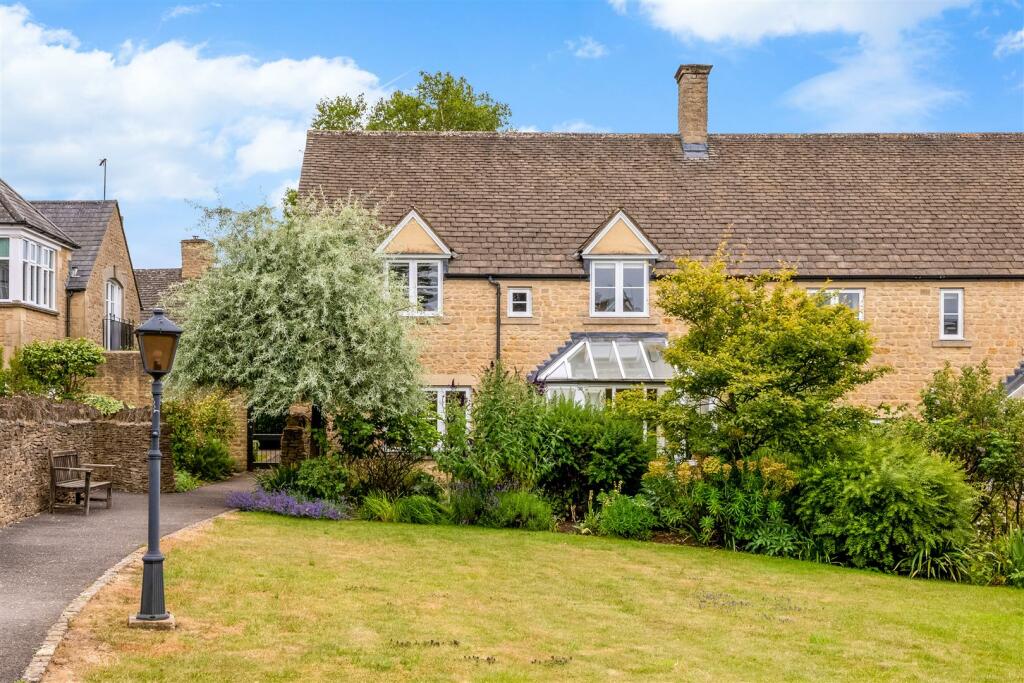 30 The Playing Close-15.jpg