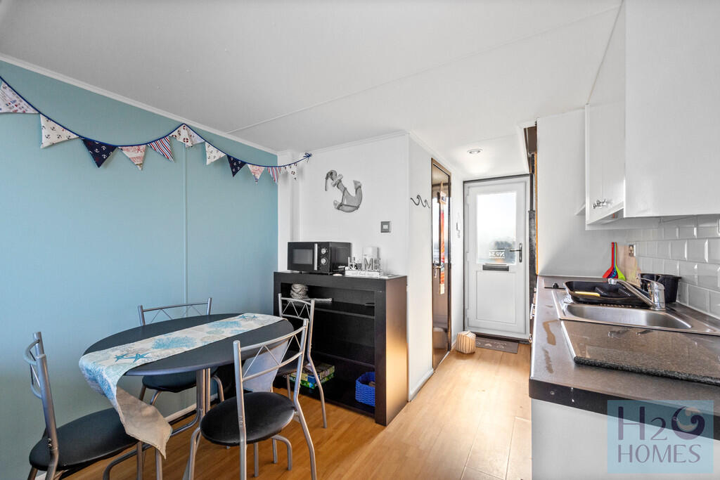 Western Concourse...