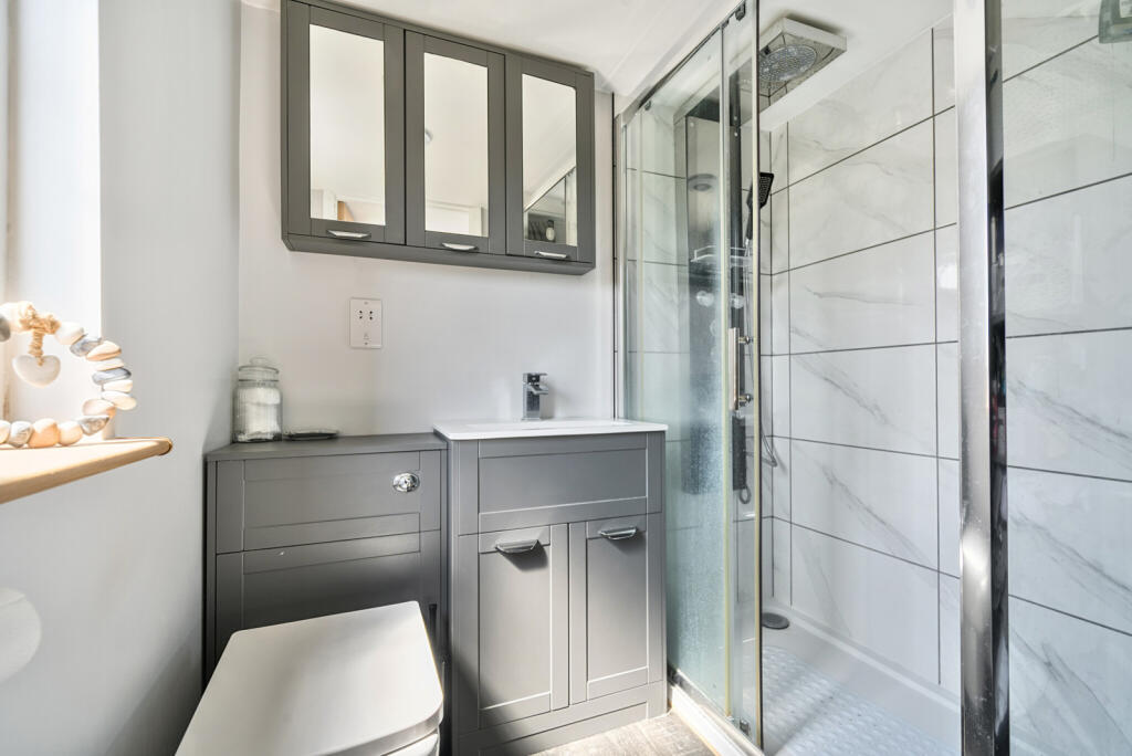 1334816-9-6899fc0...