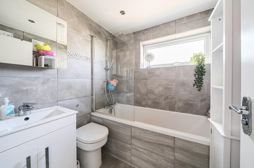 1345985-4-68c40a6...