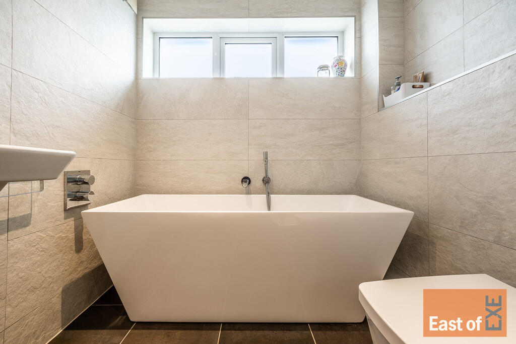 9 Holland Park - ...