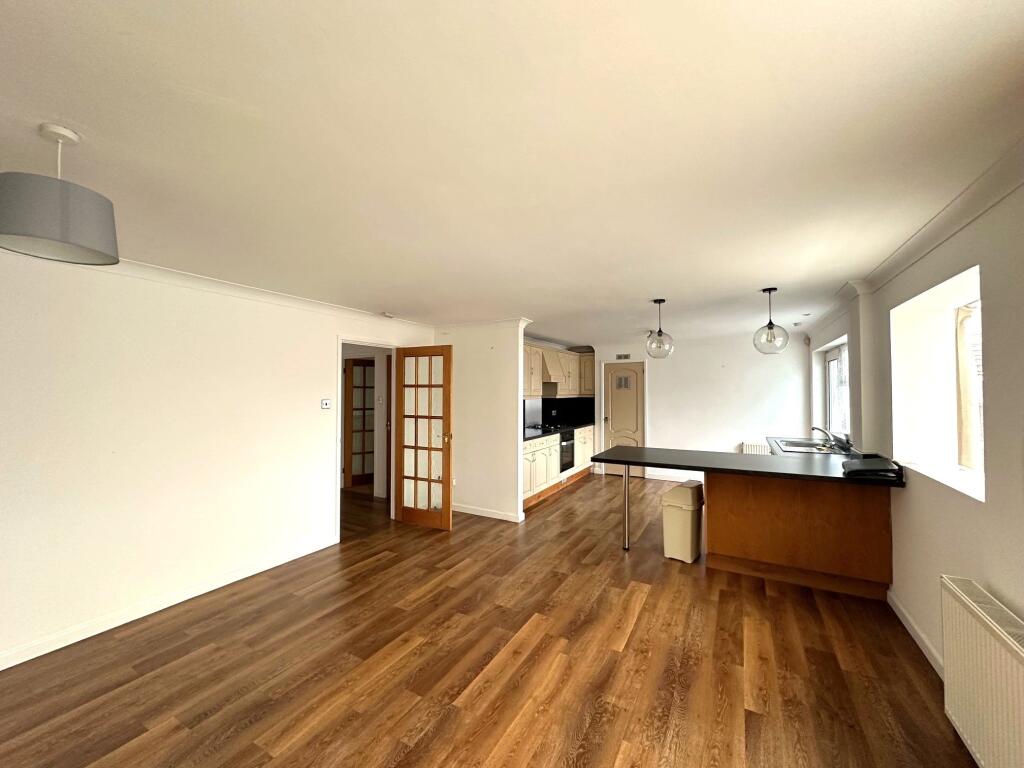 Open Plan Living (2)