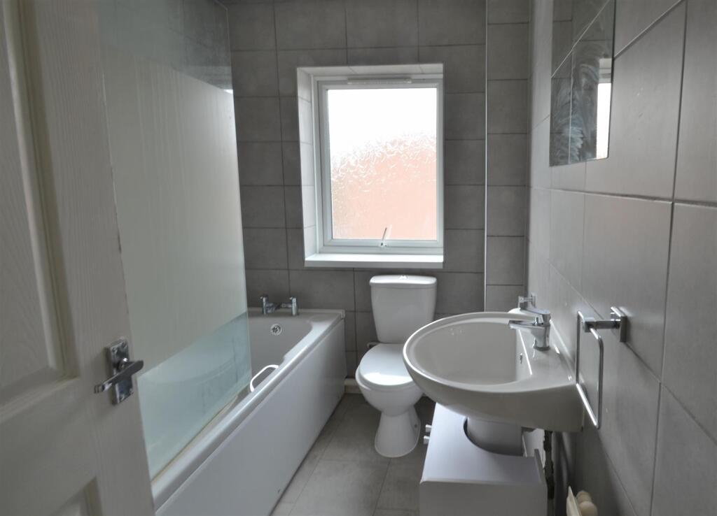 HD Bath.JPG