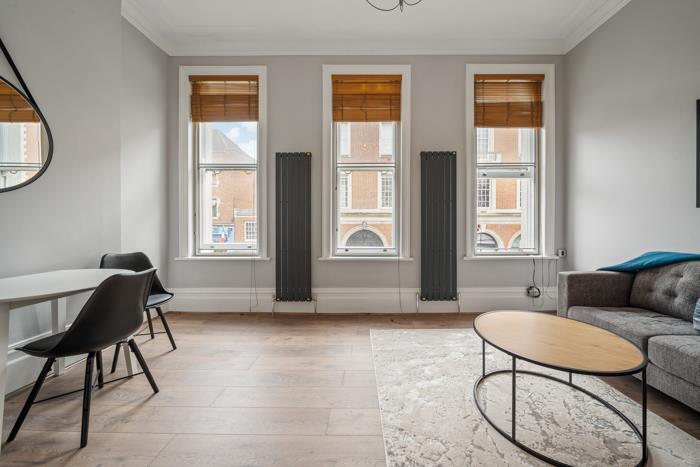 Flat 2, Dukes lane Mansions W8 4JP-Low Res-2.jpg