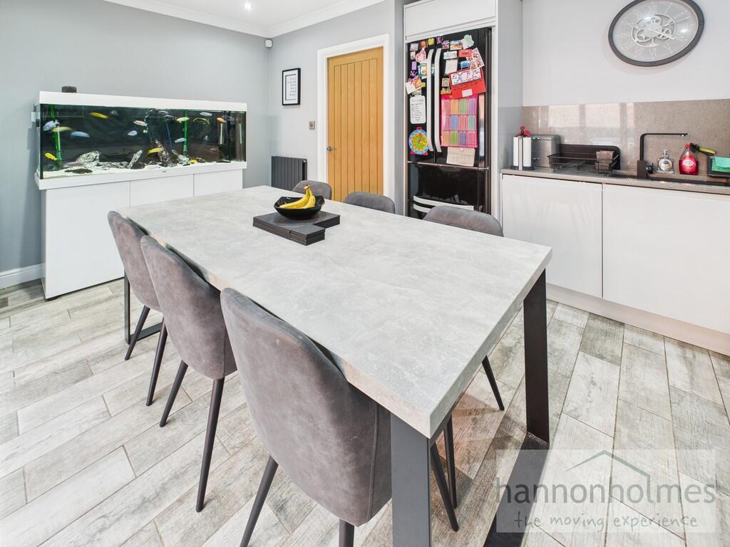 CAM05283G0-PR0062...