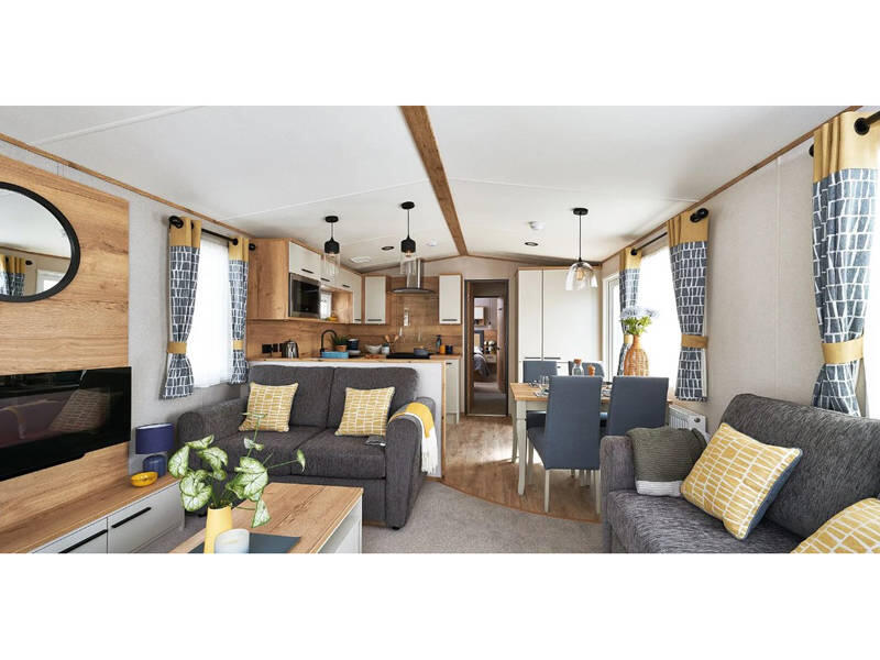 Open Plan Lounge/Dining Kitchen