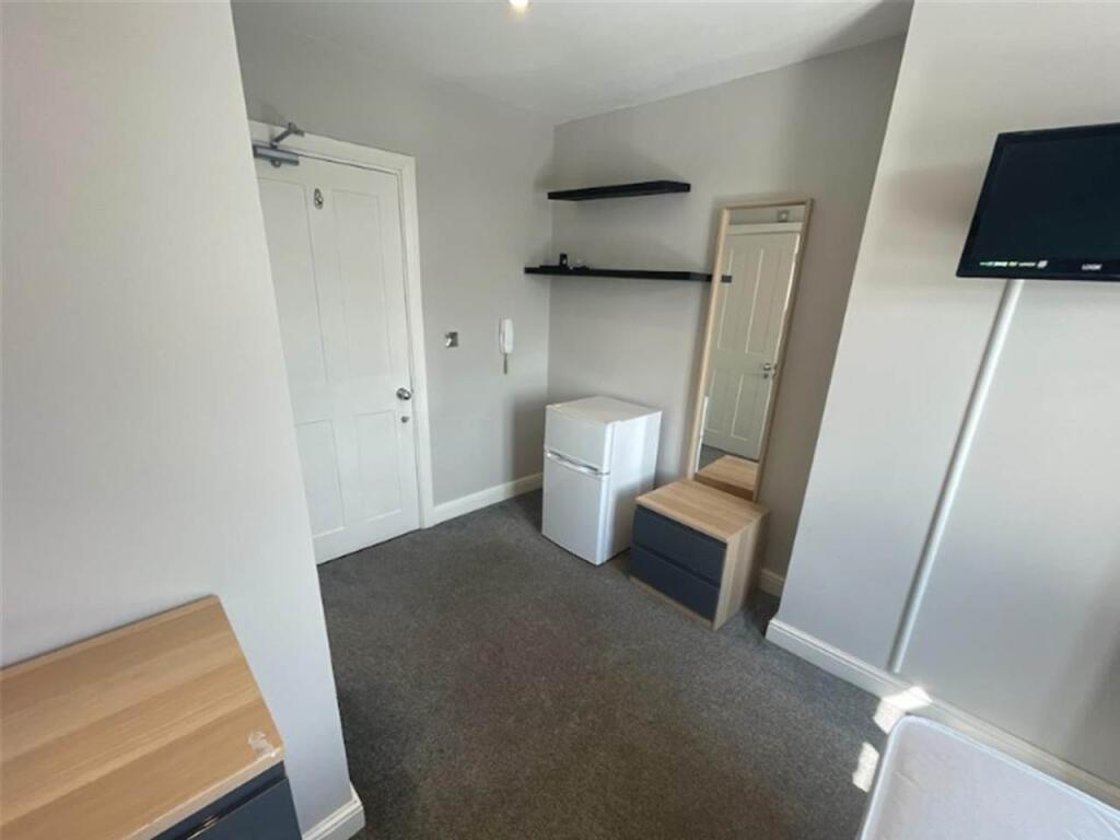 135319789_Entrance_B