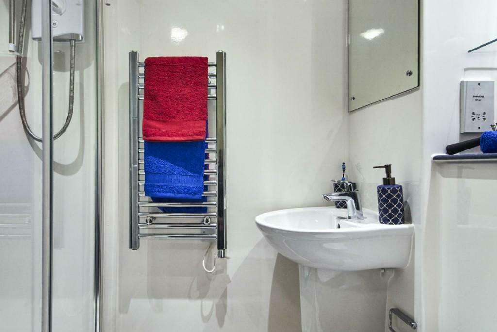 Ensuite