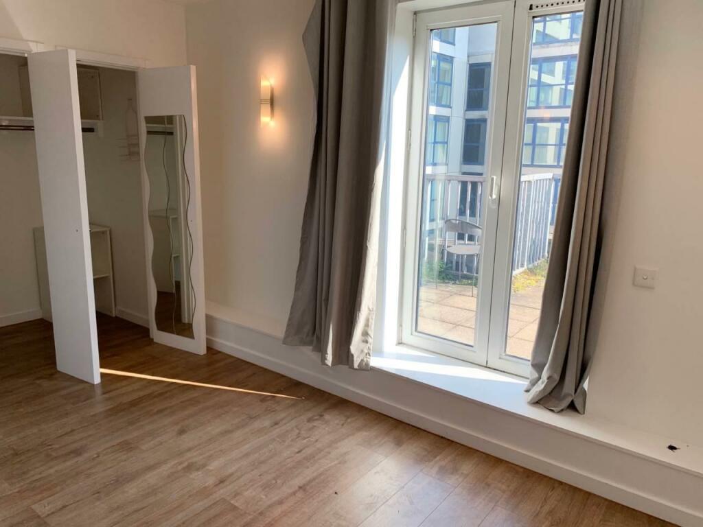 Bedroom4.jpg