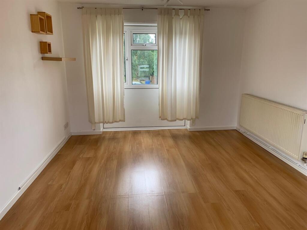 16 School Street Lounge Oct 25.jpg