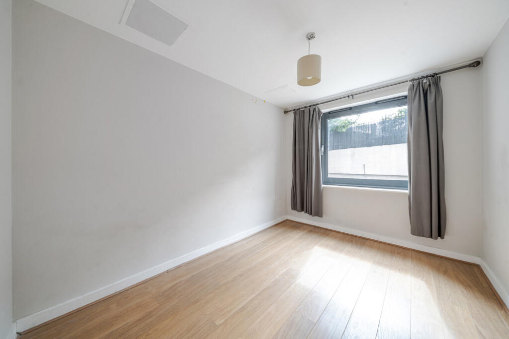 1317675-11-685eb4...