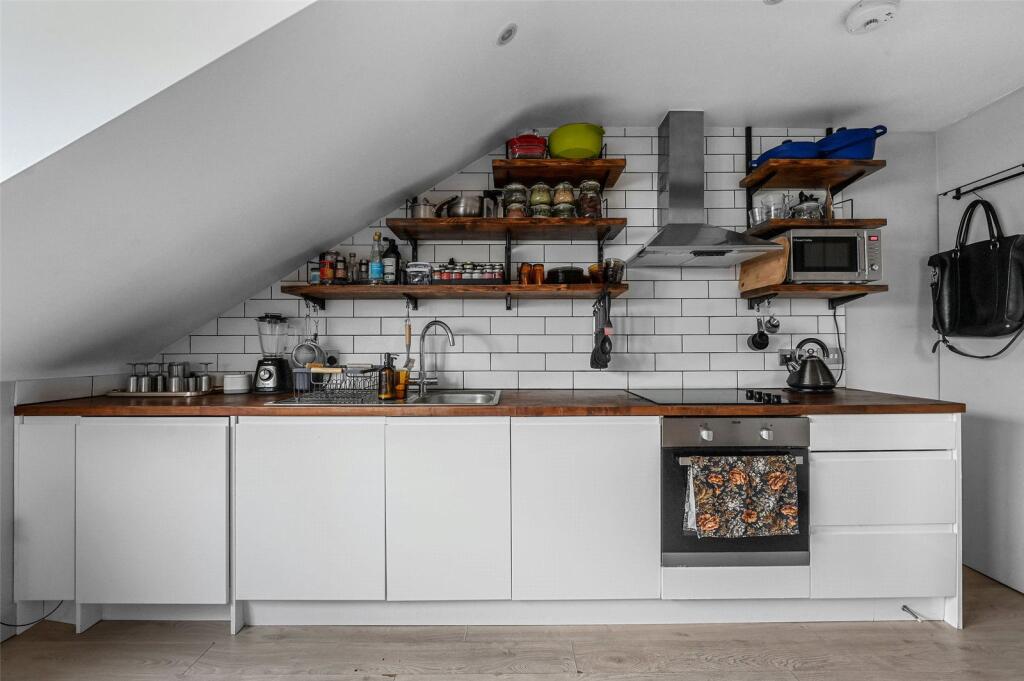 Lower Clapton Rd, E5