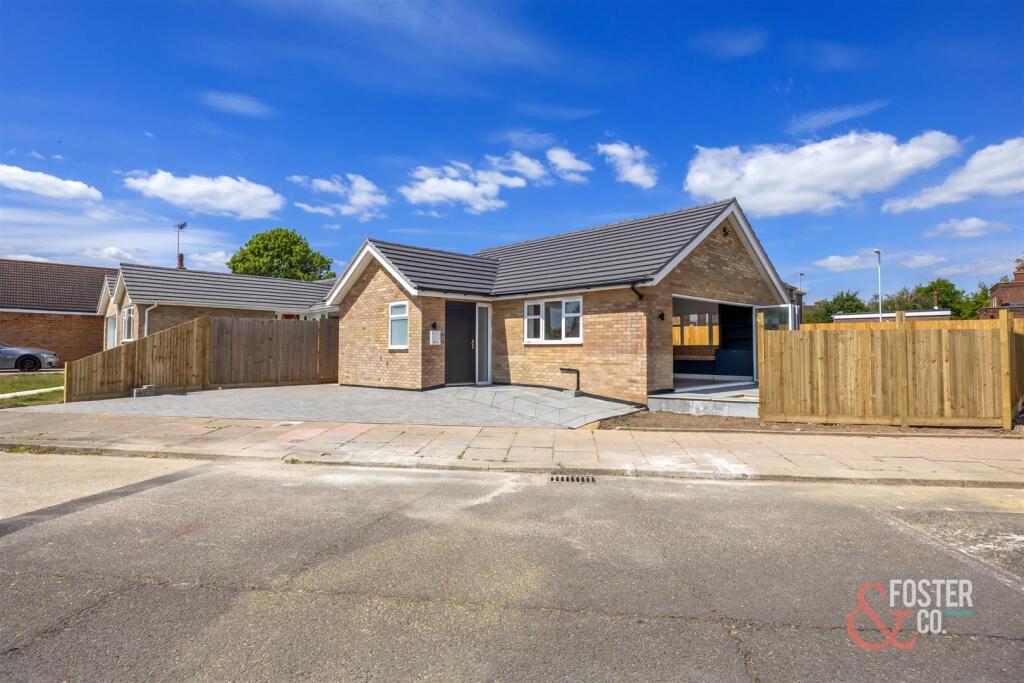 Hawthorn Road, 47-019.jpg