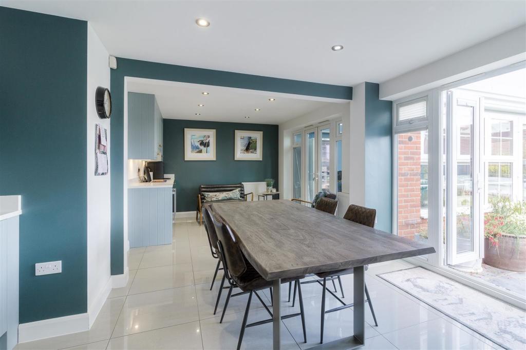 16 Dunbar Way [HIGHres] 010.jpg