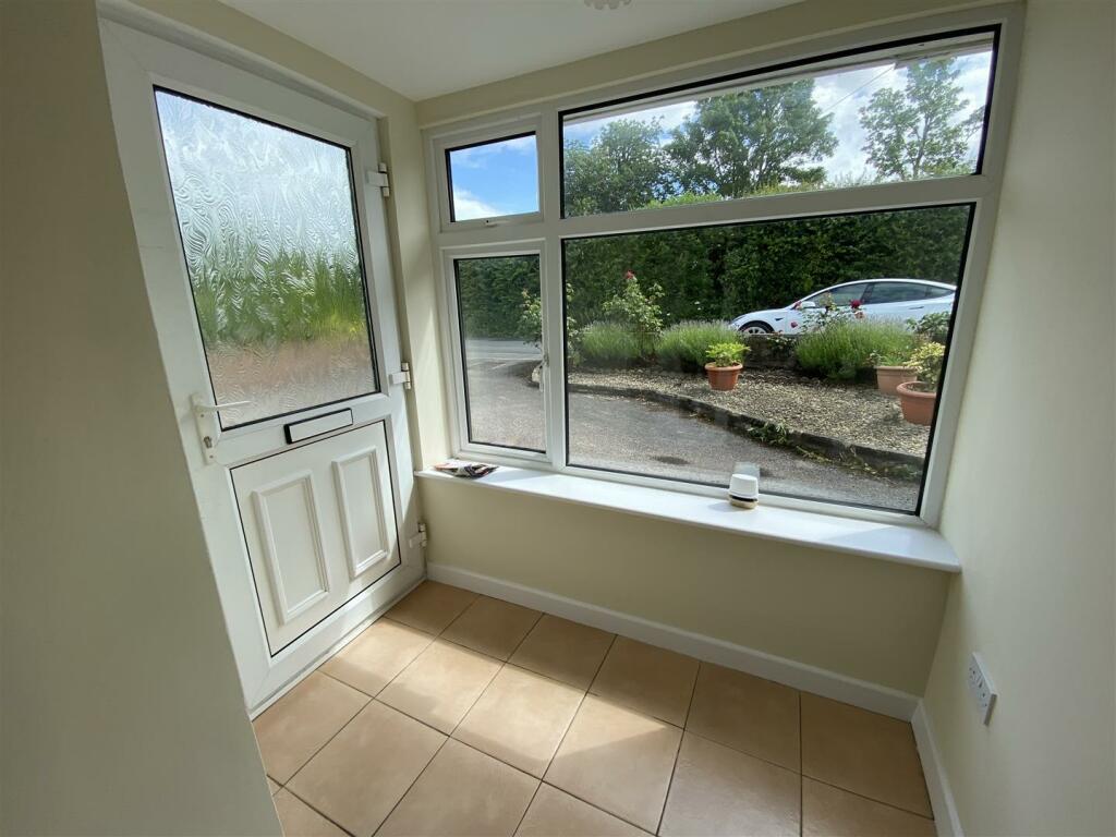 ENTRANCE PORCH