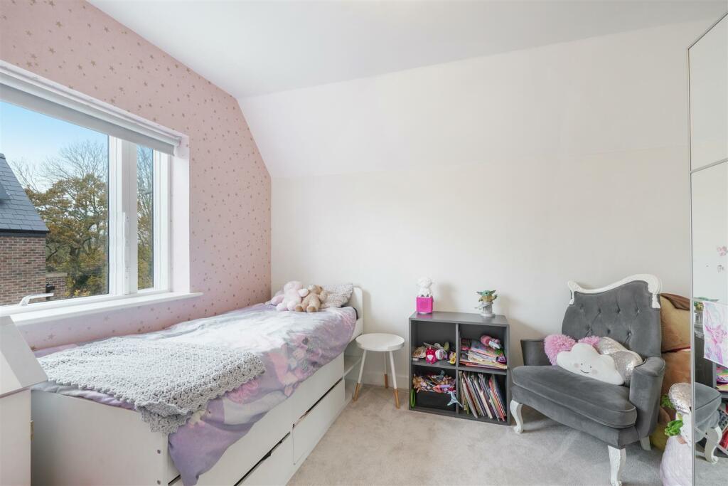 7 Irwin Close - 95lzi7nqEcmbCi2KEcvp.jpg