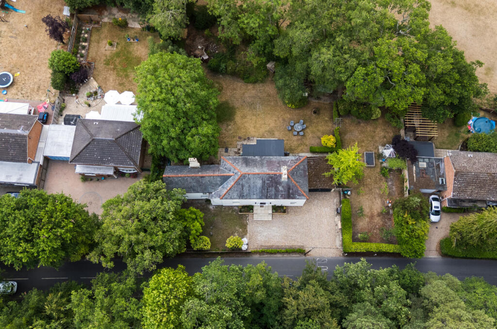 1324131-1-68753de...