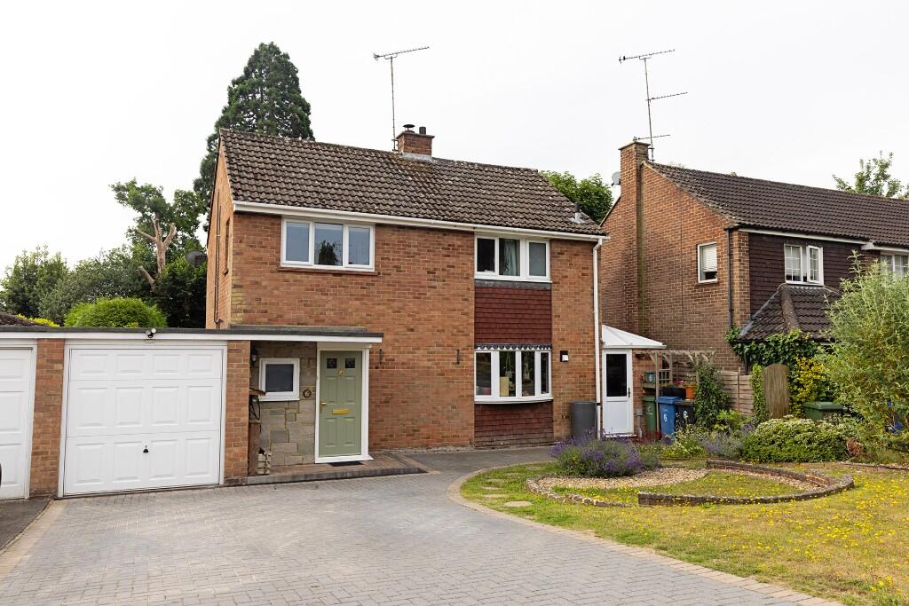 Hartford Road, RG27