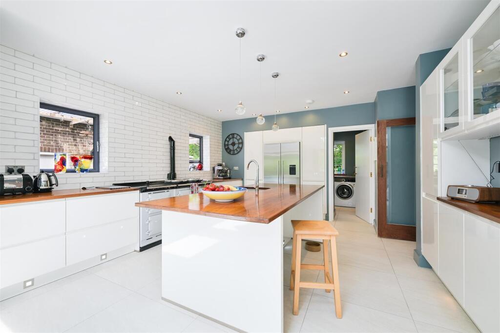 RUDEN WAY, 1- (16).jpg