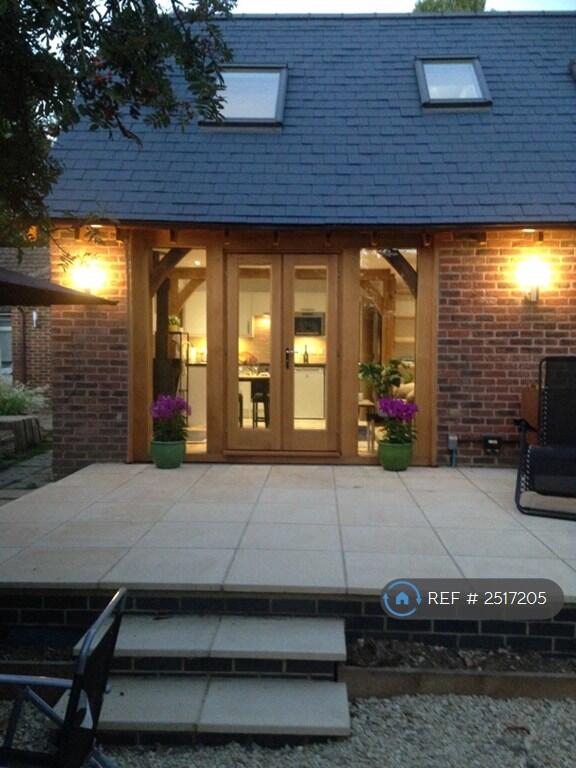 Annex's Own Patio Area
