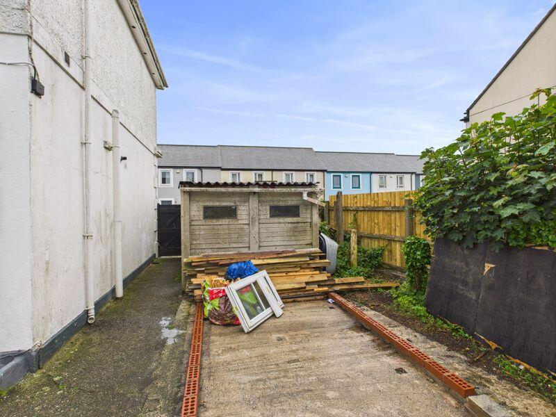 Plot (Garage)