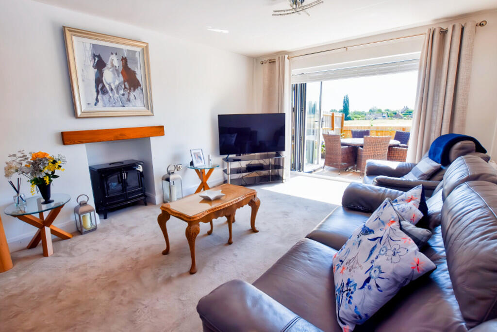 Lounge 3