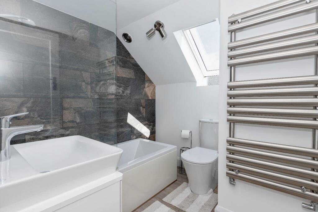 Bristol Avenue_3.jpg