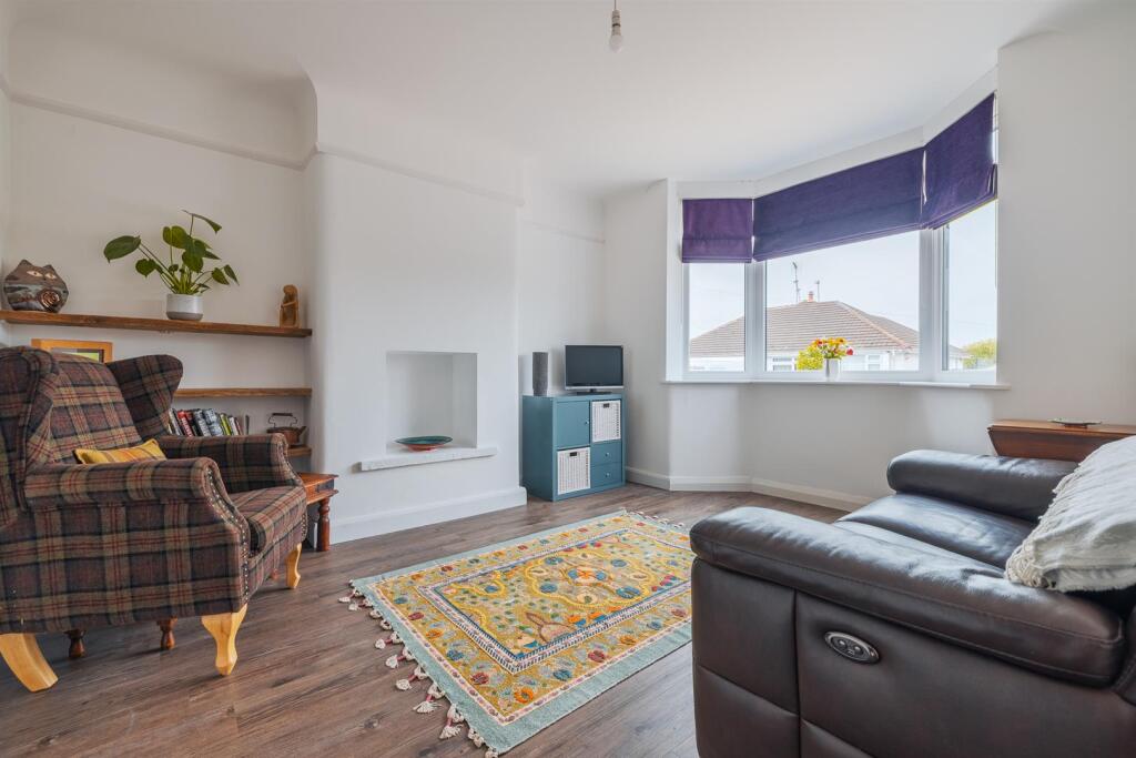 24 Bendee Avenue-2.jpg