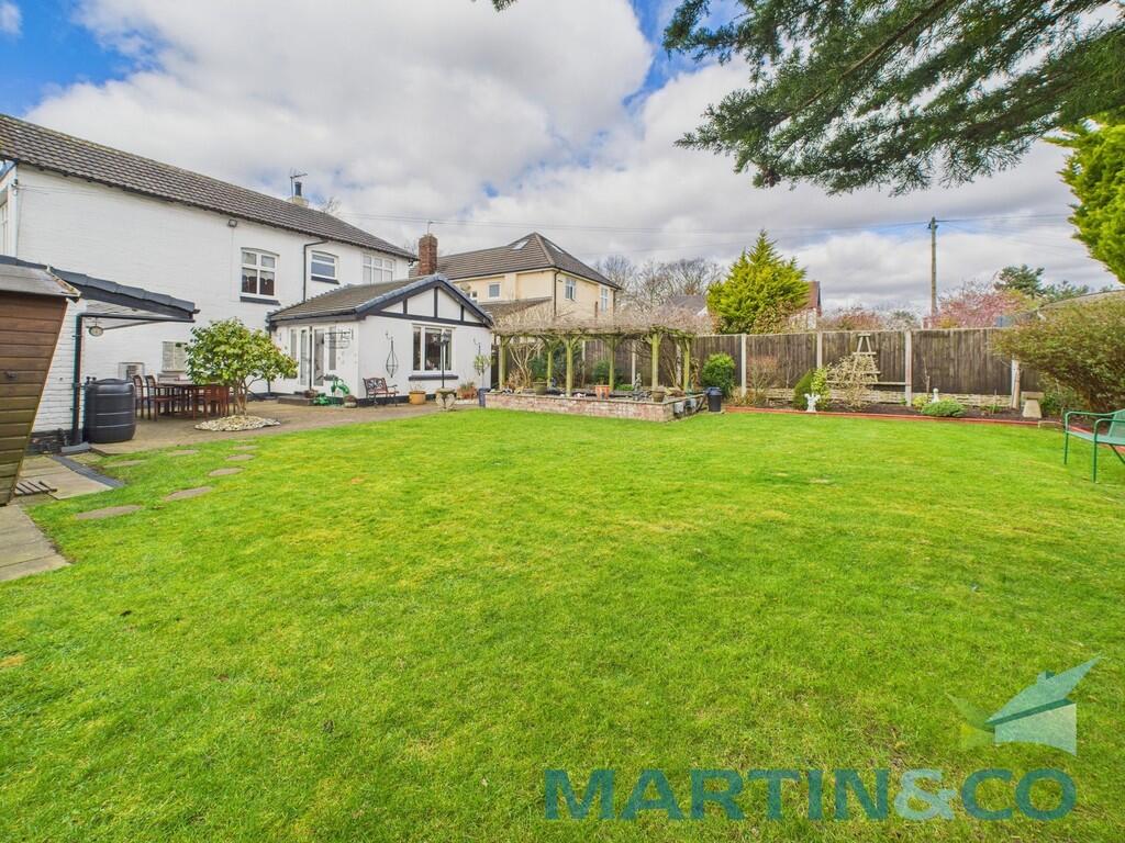 CAM01870G0-PR0161...