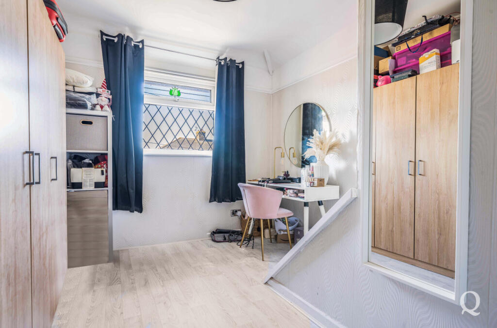 7ee4fa3d-7467-4e3...