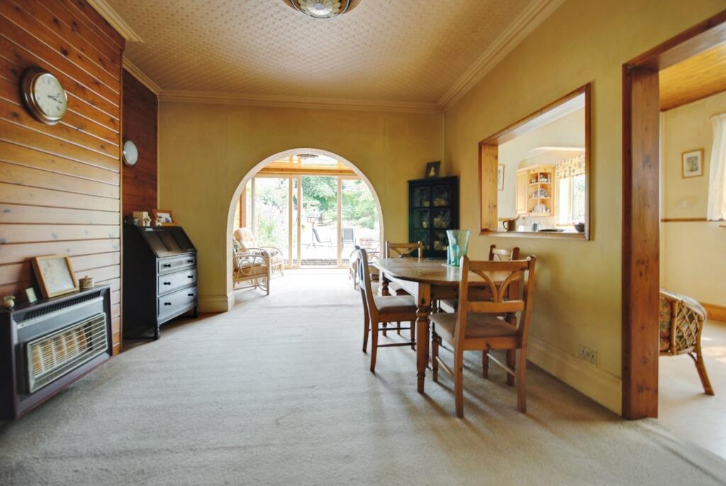 pbox-dining_room-297869.jpg