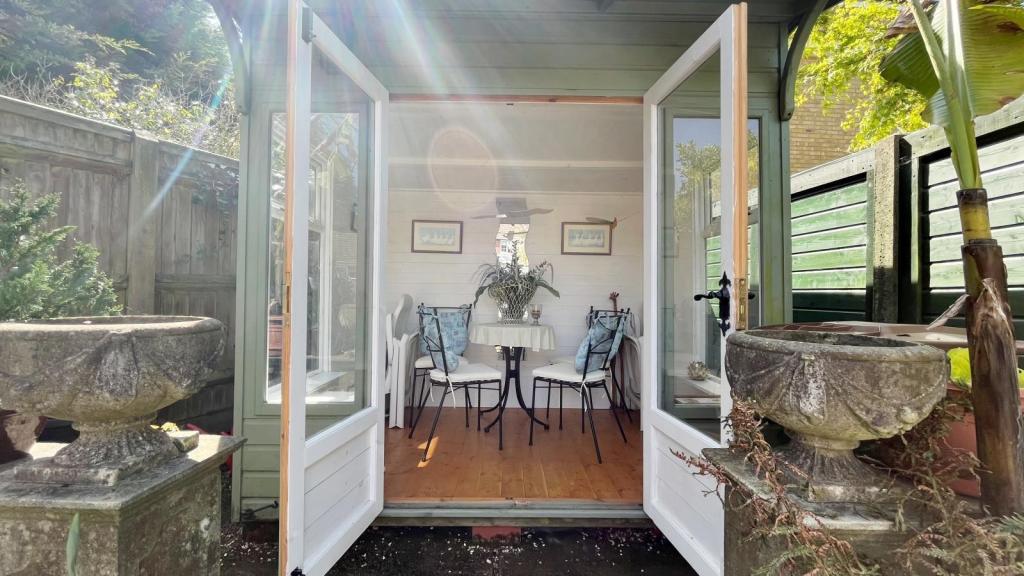 Summer House
