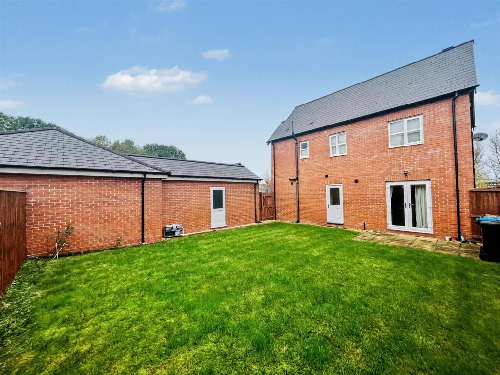 Photo 31-10-2025, 11 25 42.jpg