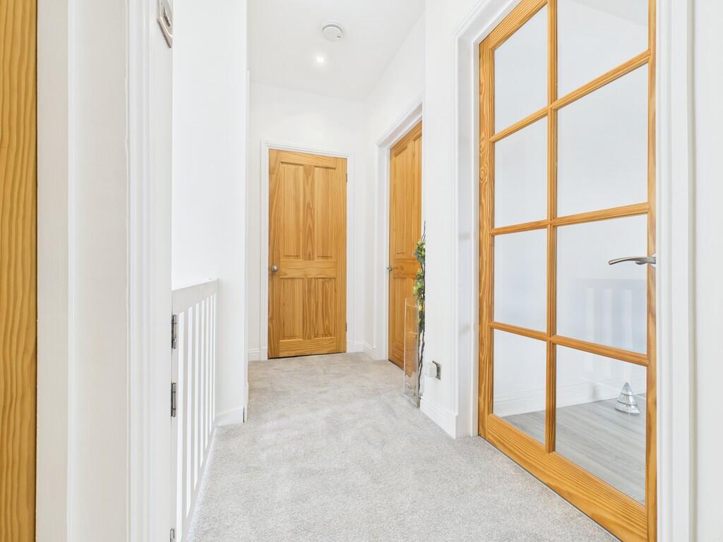 CAM05526G0-PR0038...